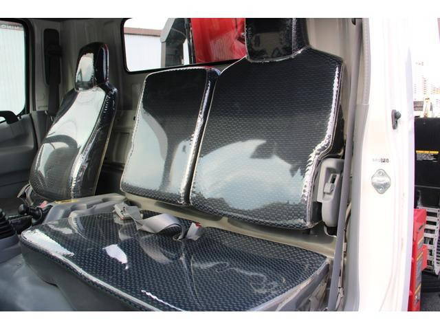 日野デュトロセーフティクレーン4段小型（2t・3t）[写真39]