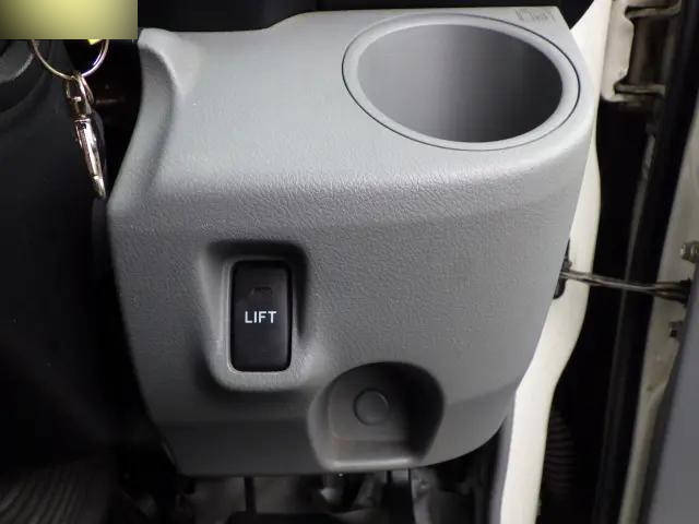 トヨタダイナ平ボディ小型（2t・3t）[写真13]