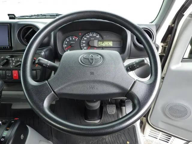 トヨタダイナ平ボディ小型（2t・3t）[写真15]