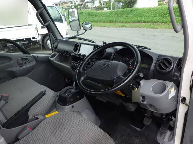 トヨタダイナ平ボディ小型（2t・3t）[写真06]