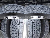 三菱ふそうファイターアルミブロック中型（4t）[写真12]