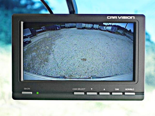 三菱ふそうファイターパネルウイング中型（4t）[写真19]