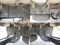 日野デュトロパネルバン小型（2t・3t）[写真14]