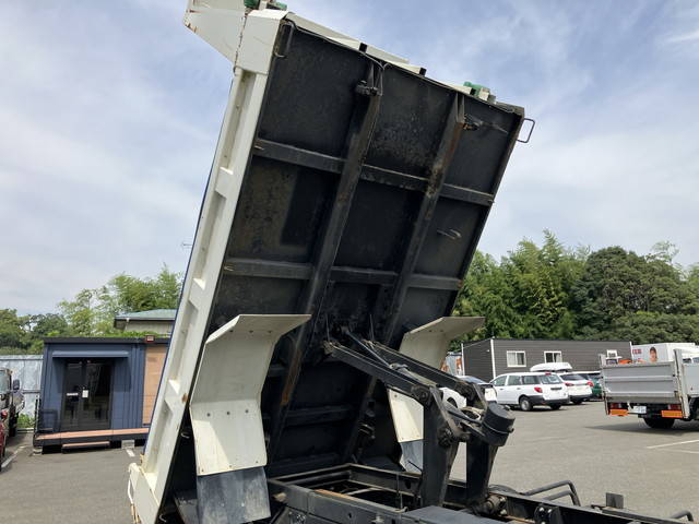 いすゞフォワードダンプ中型（4t）[写真15]