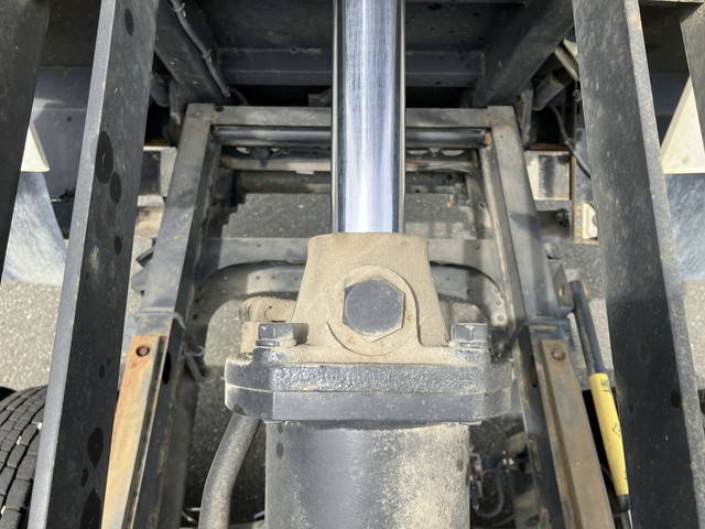 いすゞフォワードダンプ中型（4t）[写真17]