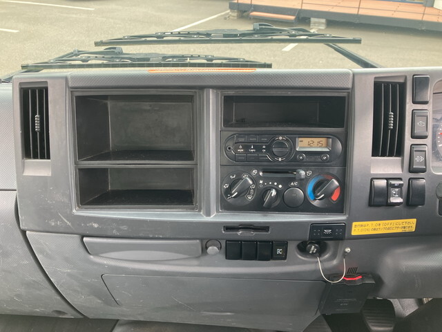 いすゞフォワードダンプ中型（4t）[写真35]