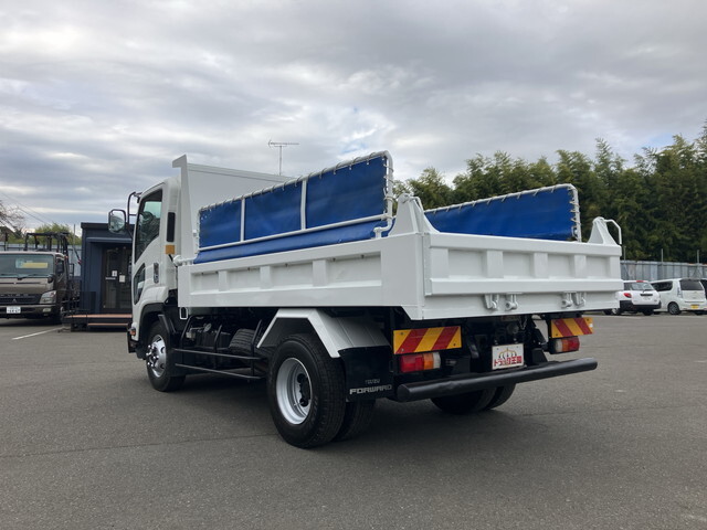 いすゞフォワードダンプ中型（4t）[写真04]