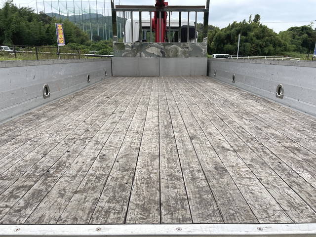 三菱ふそうファイタークレーン4段中型（4t）[写真10]