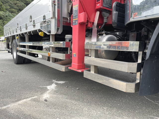 三菱ふそうファイタークレーン4段中型（4t）[写真18]