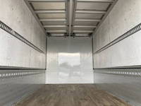 三菱ふそうファイターアルミウイング中型（4t）[写真12]