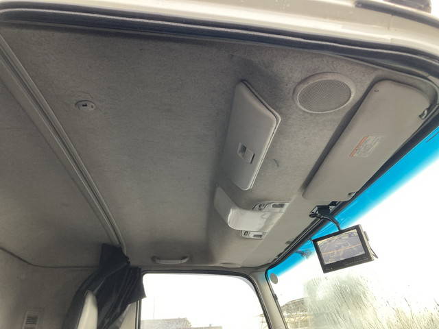 三菱ふそうファイターアルミウイング中型（4t）[写真32]