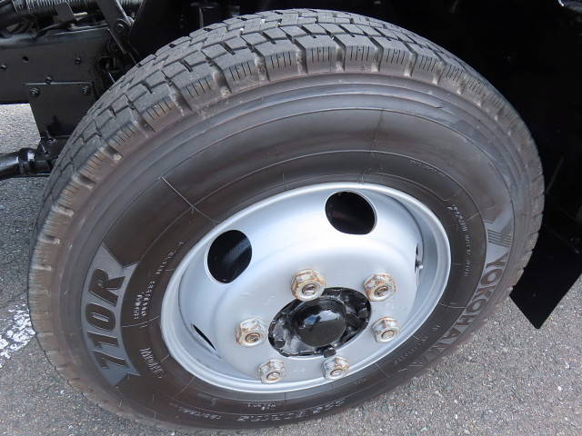 日野デュトロ散水車小型（2t・3t）[写真12]