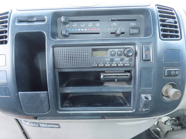 日野デュトロ散水車小型（2t・3t）[写真21]