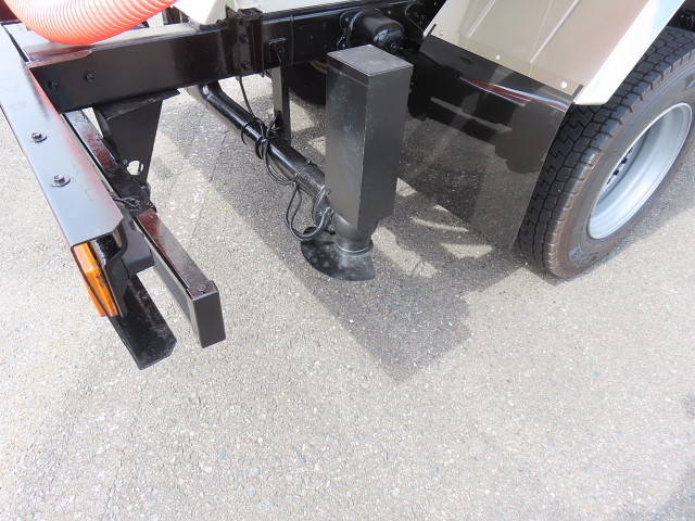 日野デュトロ散水車小型（2t・3t）[写真31]