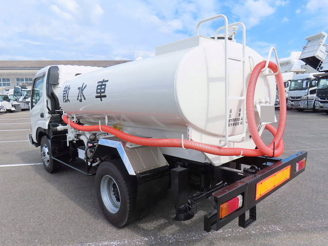 日野デュトロ散水車小型（2t・3t）[写真05]