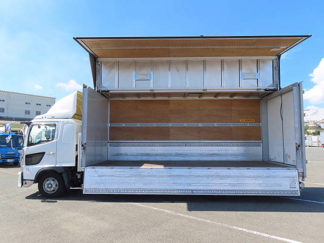 日野レンジャーアルミウイング中型（4t）[写真24]