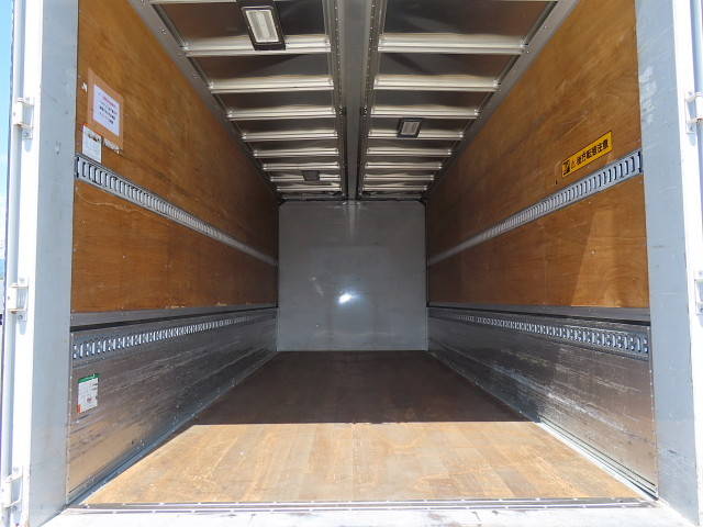 日野レンジャーアルミウイング中型（4t）[写真26]