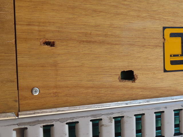 日野レンジャーアルミウイング中型（4t）[写真31]