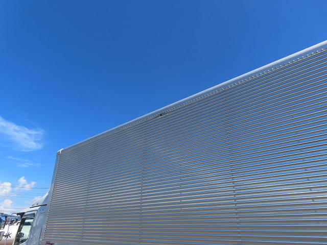 日野レンジャーアルミウイング中型（4t）[写真37]