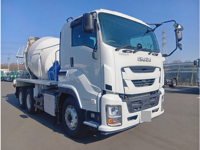 いすゞギガミキサー車（コンクリートミキサー）大型（10t）[写真01]