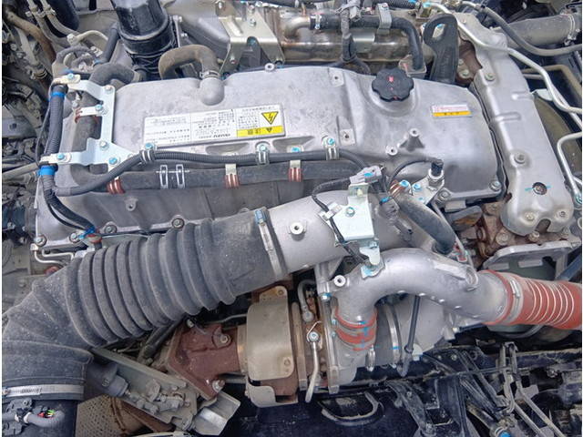 いすゞギガミキサー車（コンクリートミキサー）大型（10t）[写真14]