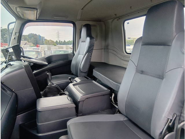 いすゞギガミキサー車（コンクリートミキサー）大型（10t）[写真21]