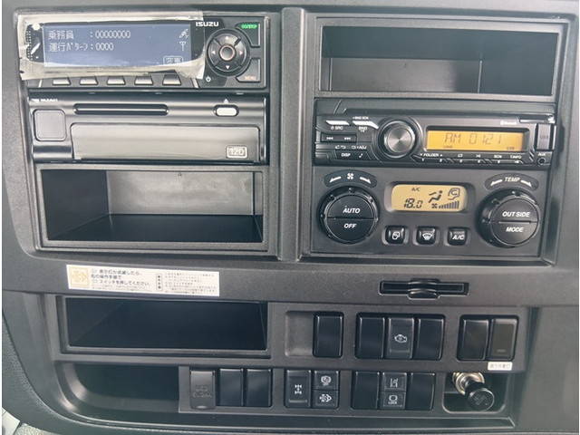 いすゞギガミキサー車（コンクリートミキサー）大型（10t）[写真25]