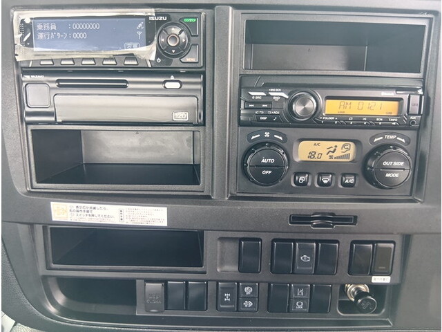 いすゞギガミキサー車（コンクリートミキサー）大型（10t）[写真28]