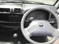 マツダボンゴ平ボディ小型（2t・3t）[写真24]