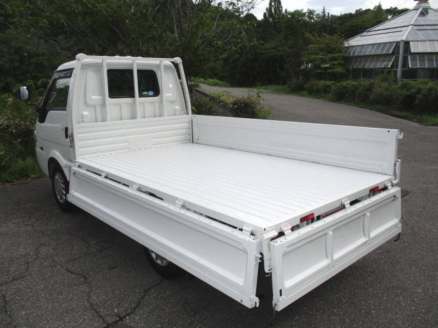 マツダボンゴ平ボディ小型（2t・3t）[写真07]