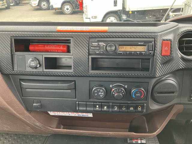 日野レンジャークレーン4段中型（4t）[写真38]