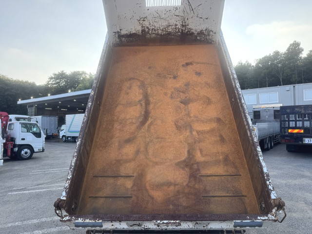 いすゞエルフローダーダンプ小型（2t・3t）[写真11]