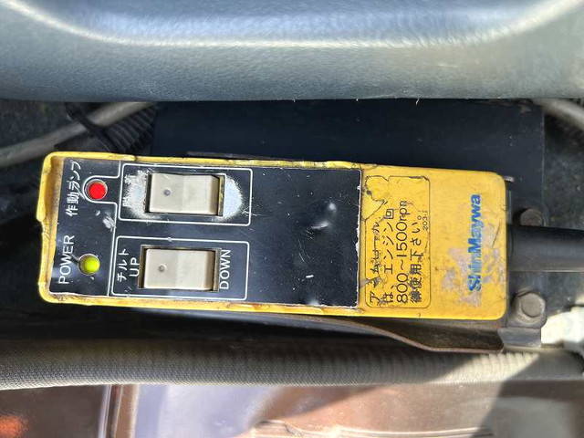 UDトラックスコンドルコンテナ専用車増トン（6t・8t）[写真36]