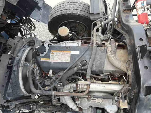 いすゞフォワードコンテナ専用車増トン（6t・8t）[写真23]