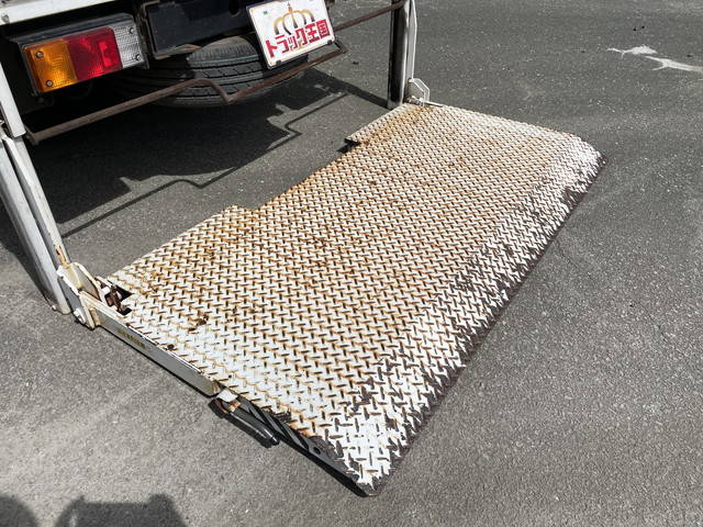 日産アトラス平ボディ小型（2t・3t）[写真19]