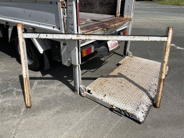 日産アトラス平ボディ小型（2t・3t）[写真20]