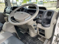 日産アトラス平ボディ小型（2t・3t）[写真34]