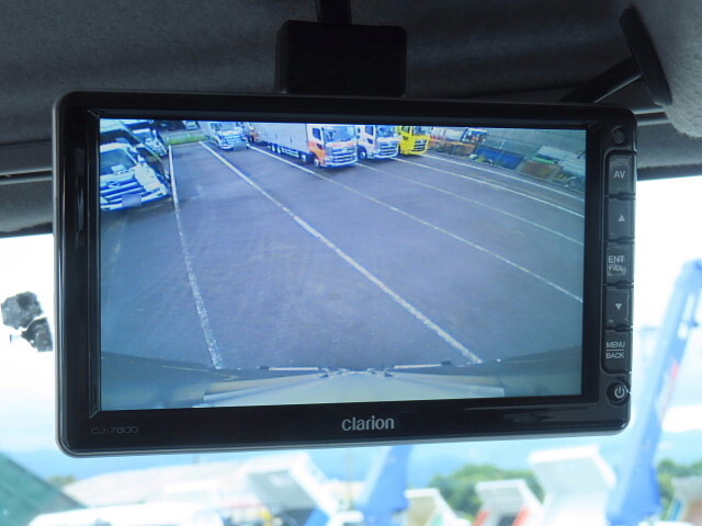 いすゞギガ冷蔵冷凍ウイング大型（10t）[写真25]