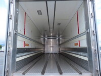 いすゞギガ冷蔵冷凍ウイング大型（10t）[写真29]