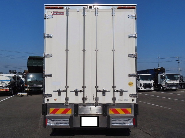 いすゞギガ冷蔵冷凍ウイング大型（10t）[写真05]