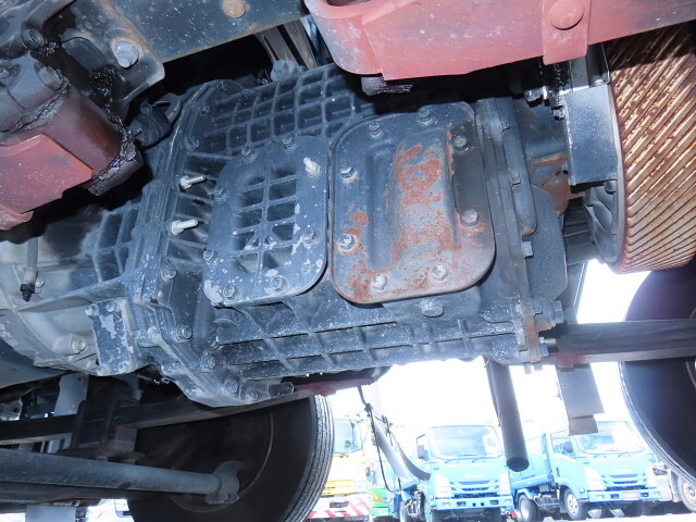 いすゞギガ冷蔵冷凍ウイング大型（10t）[写真08]