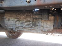 いすゞフォワード冷蔵冷凍ウイング中型（4t）[写真09]