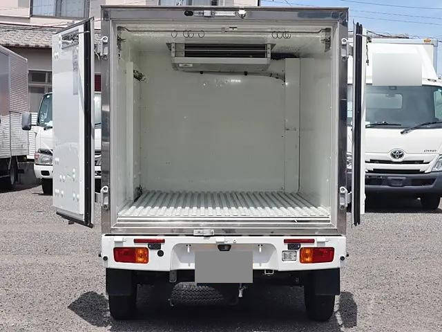 トヨタその他の車種冷凍車（冷蔵車）小型（2t・3t）[写真10]