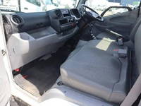 トヨタトヨエース平ボディ小型（2t・3t）[写真27]