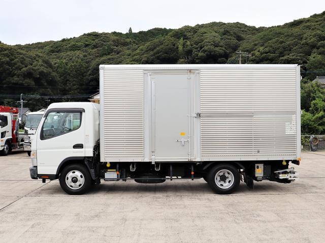 三菱ふそうキャンターアルミバン小型（2t・3t）[写真16]