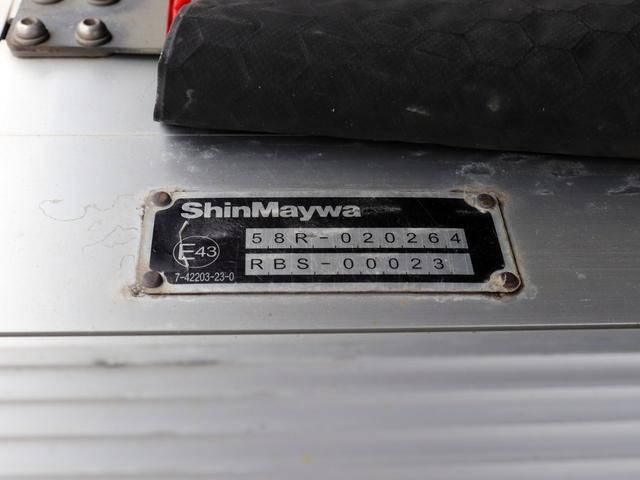 三菱ふそうキャンターアルミバン小型（2t・3t）[写真19]