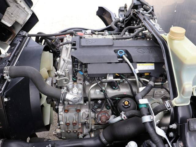 三菱ふそうキャンターアルミバン小型（2t・3t）[写真37]