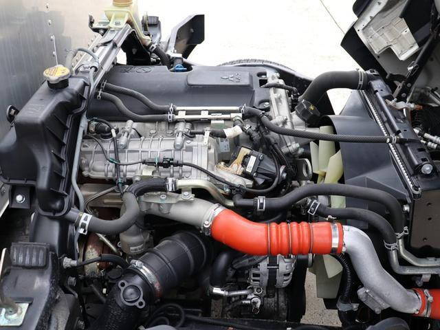 三菱ふそうキャンターアルミバン小型（2t・3t）[写真38]