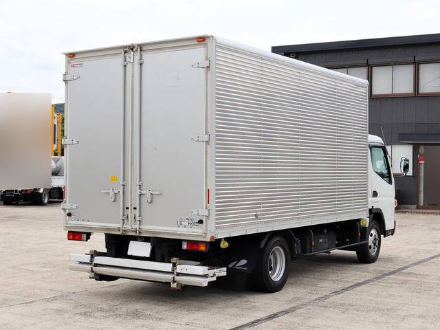 三菱ふそうキャンターアルミバン小型（2t・3t）[写真04]