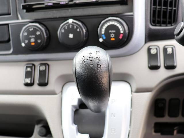 三菱ふそうキャンターアルミバン小型（2t・3t）[写真08]